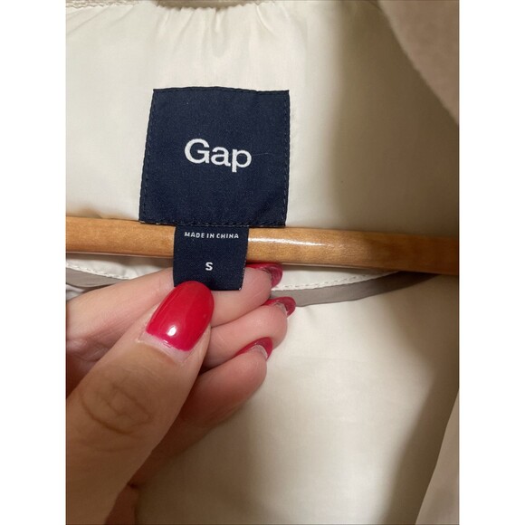 Vintage Y2K The Gap Ivory Cream Puffer Vest Goose Down Stow Hood Hoodie Small - Picture 13 of 16